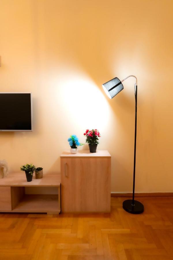 Myrtle, City Center Renovated Apartment Афіни Екстер'єр фото