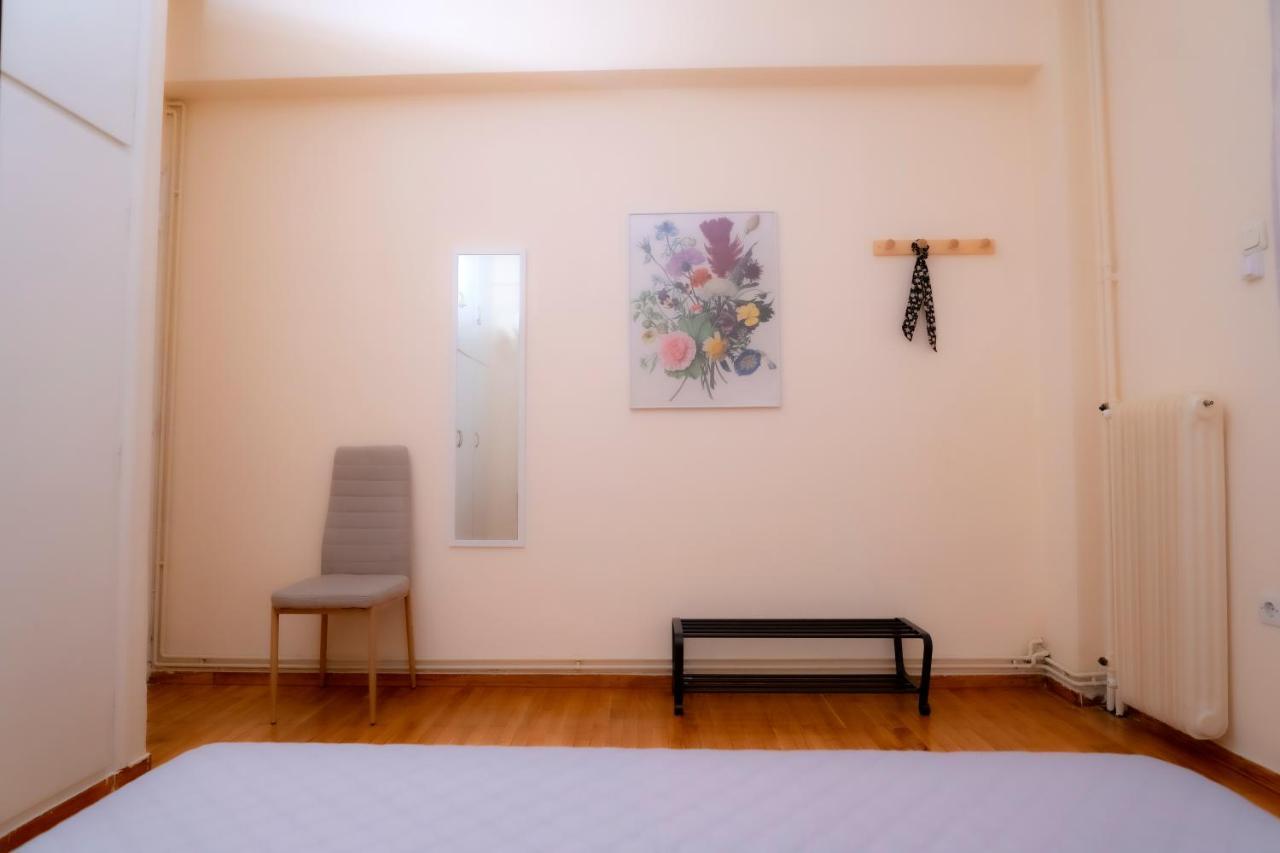 Myrtle, City Center Renovated Apartment Афіни Екстер'єр фото