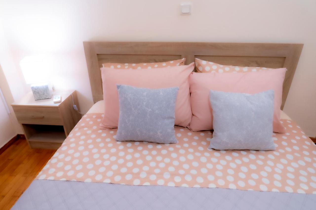 Myrtle, City Center Renovated Apartment Афіни Екстер'єр фото